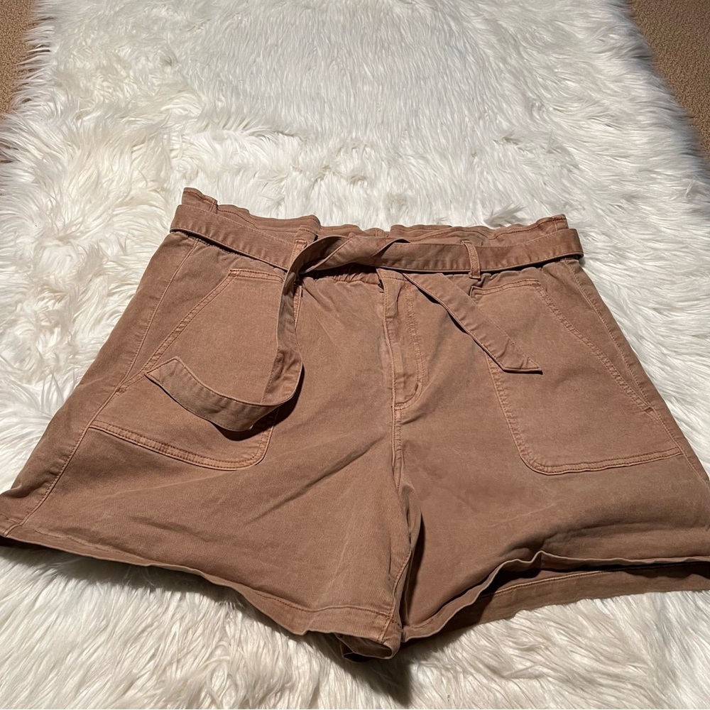 Loft Cuffed Paperbag High Waisted Twill Shorts Tan XL - Picture 2 of 10
